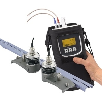 ENDRESS+HAUSER Proline Prosonic Flow 93T Misuratore di flusso per un facile trasferimento di dati tramite stick USB senza software aggiuntivo 93TA1-CCAEAE+D1E2